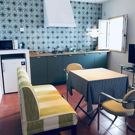 Apartamentos Tibula Museo Мерида Экстерьер фото