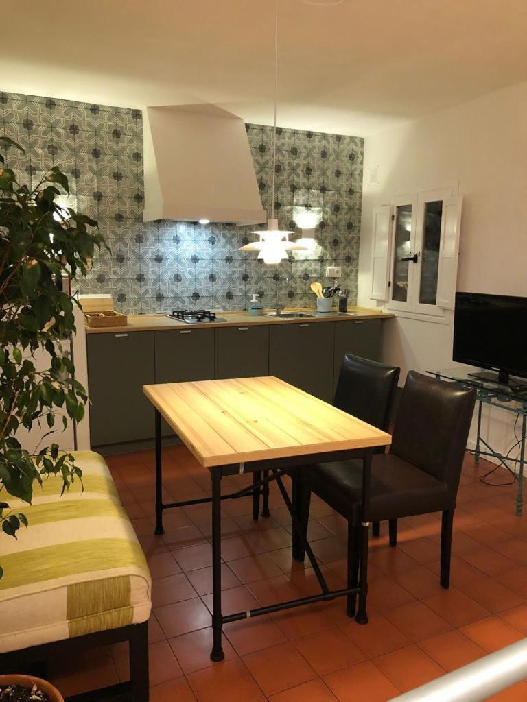 Apartamentos Tibula Museo Мерида Экстерьер фото
